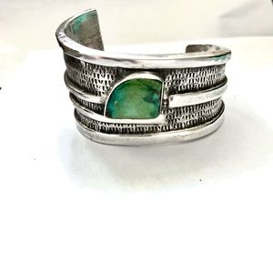Vintage Old Pawn Navajo Sterling Silver & Turquoise Wide Cuff Bracelet